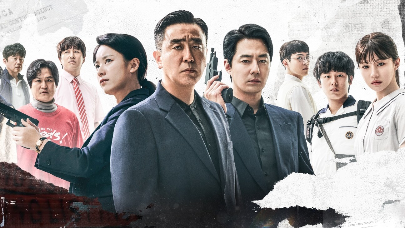 Film crew and cast on location in Seoul during production of Moving season 2